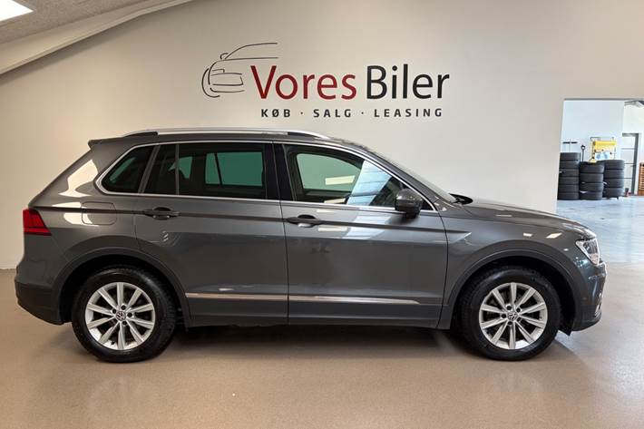 Grå VW Tiguan fra 2018