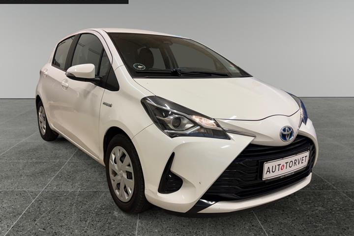 Hvid Toyota Yaris fra 2017