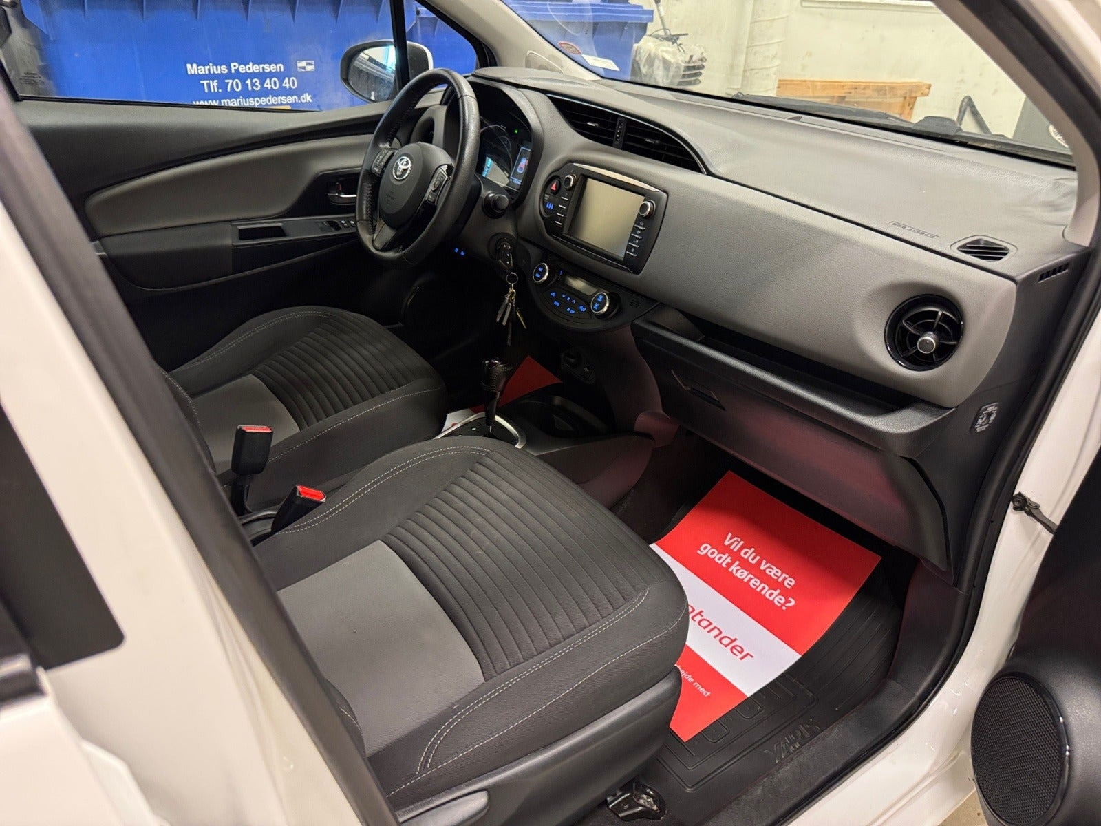 Hvid Toyota Yaris fra 2017