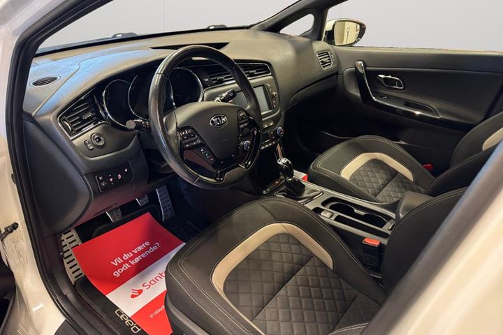 Hvid Kia Ceed fra 2018