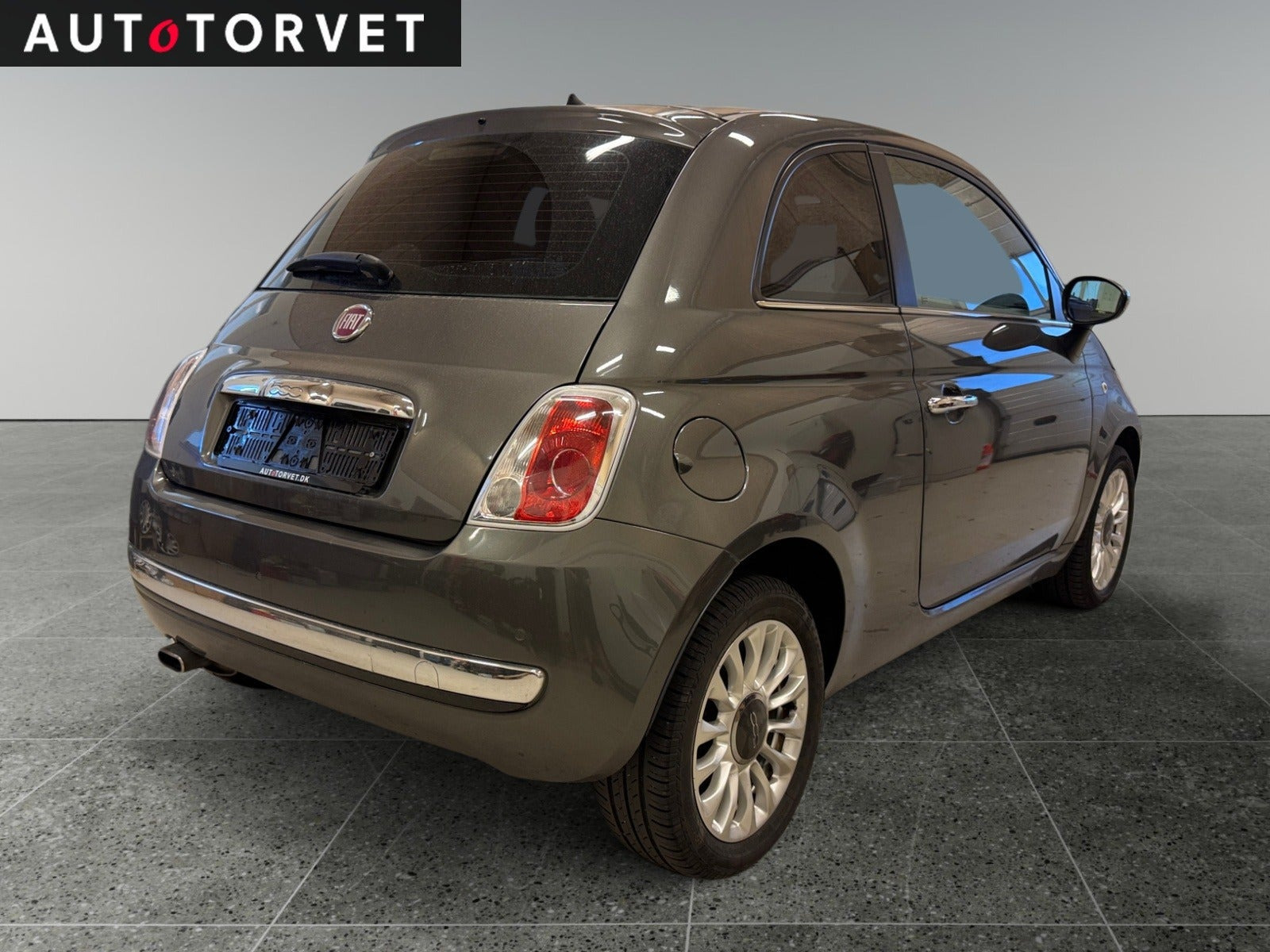 Grå Fiat 500 fra 2008
