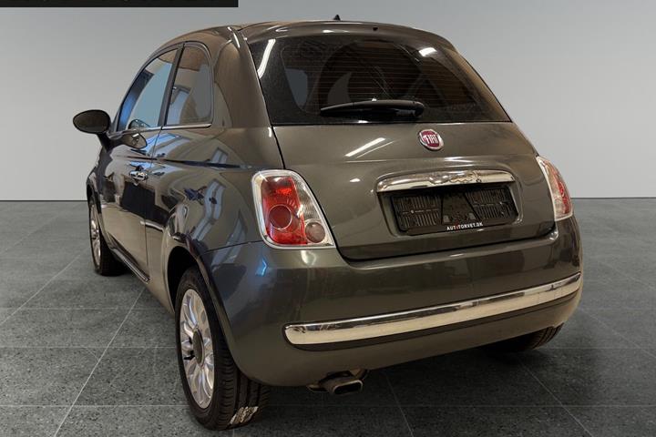 Grå Fiat 500 fra 2008