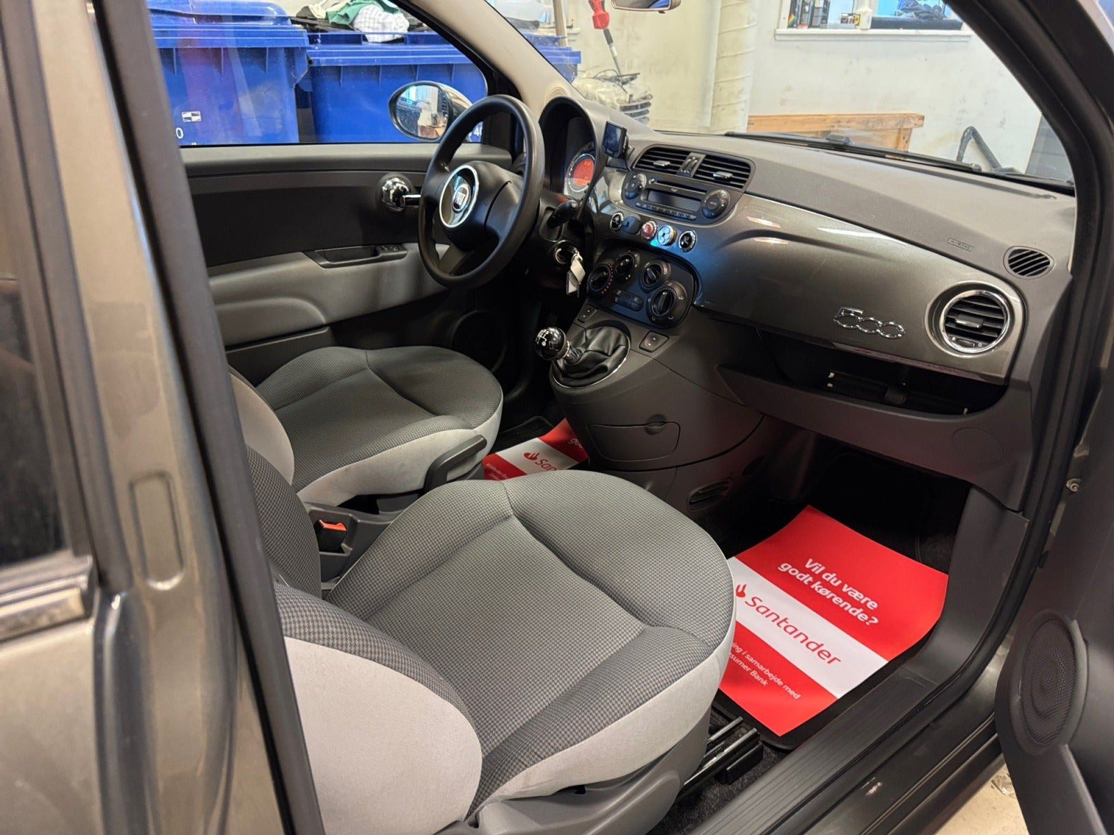 Grå Fiat 500 fra 2008