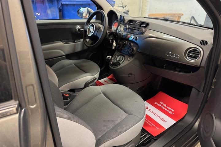 Grå Fiat 500 fra 2008
