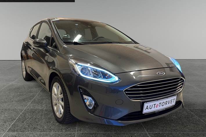 Grå Ford Fiesta fra 2019