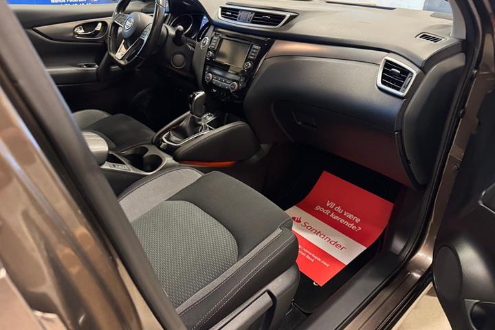 Brun Nissan Qashqai fra 2019