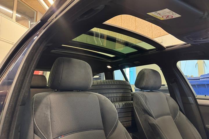 Sort BMW 520d fra 2015