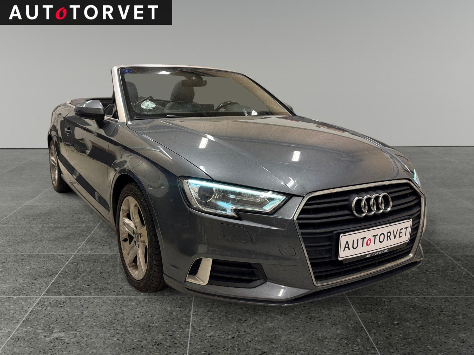 Grå Audi A3 fra 2017