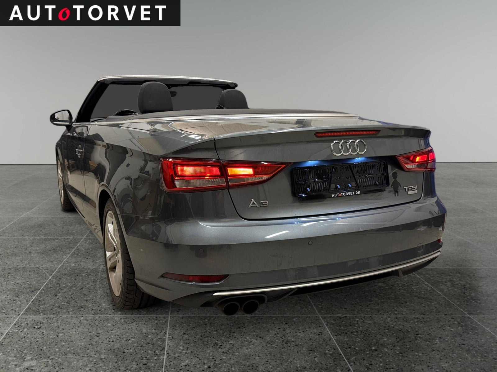 Grå Audi A3 fra 2017