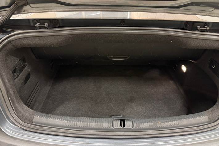 Grå Audi A3 fra 2017