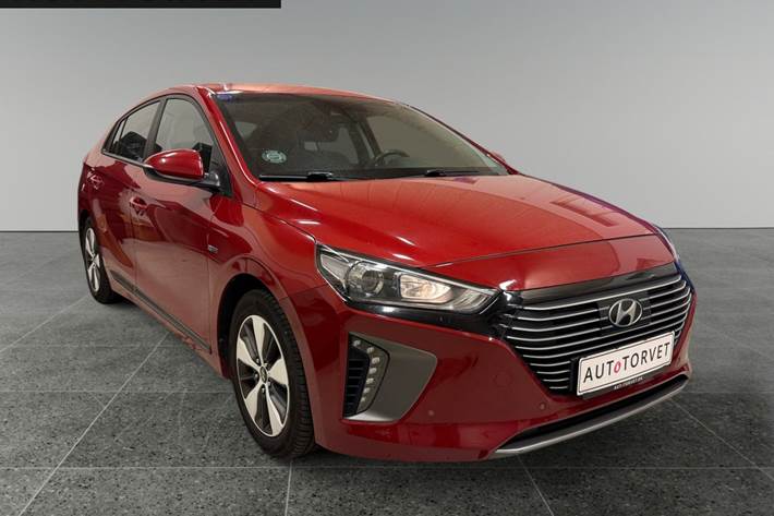 Rød Hyundai Ioniq fra 2019