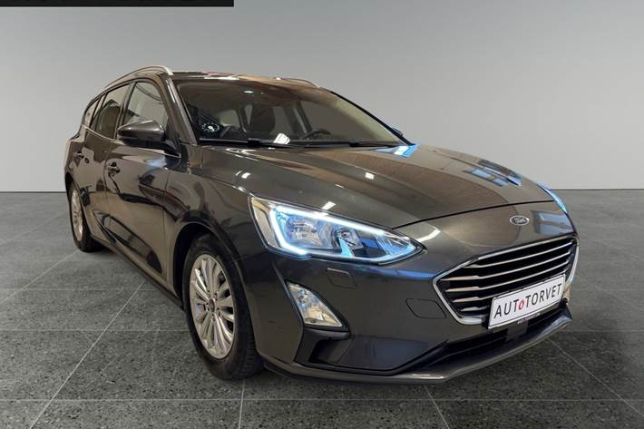 Grå Ford Focus fra 2018