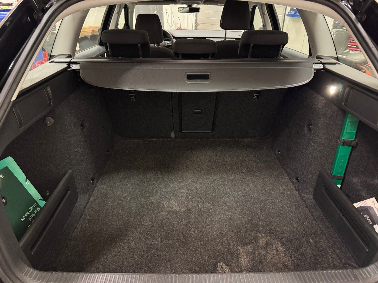 Sort Skoda Octavia fra 2019