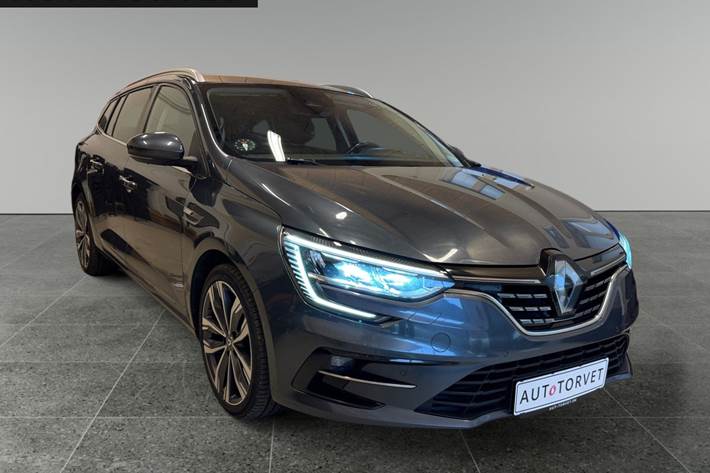 Blå Renault Megane IV fra 2021