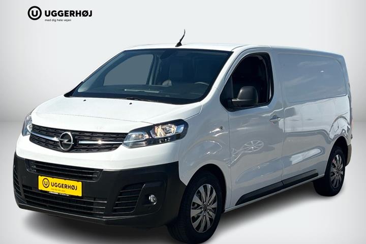 Hvid Opel Vivaro fra 2021 set udefra