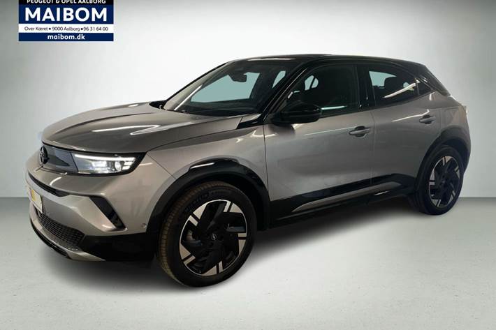 Sølv Opel Mokka-e fra 2025