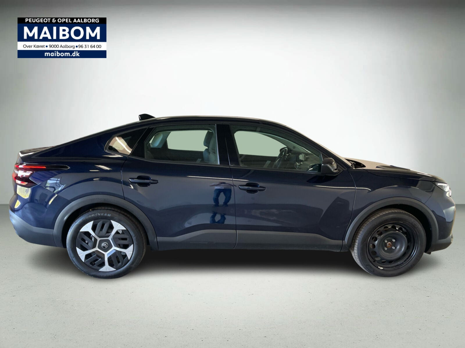 Blå Citroën ë-C4 X fra 2025