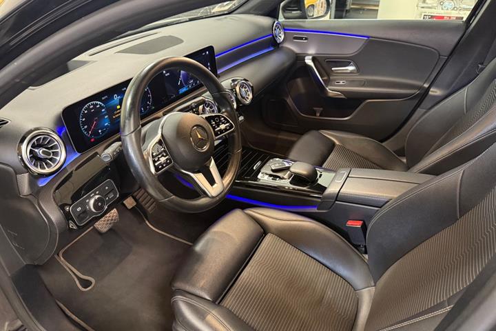 Sort Mercedes A200 fra 2018
