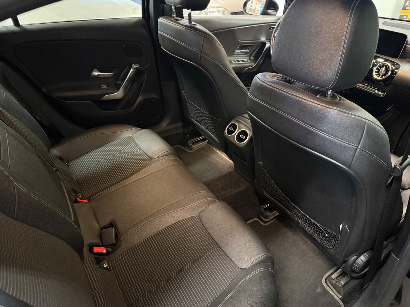 Sort Mercedes A200 fra 2018