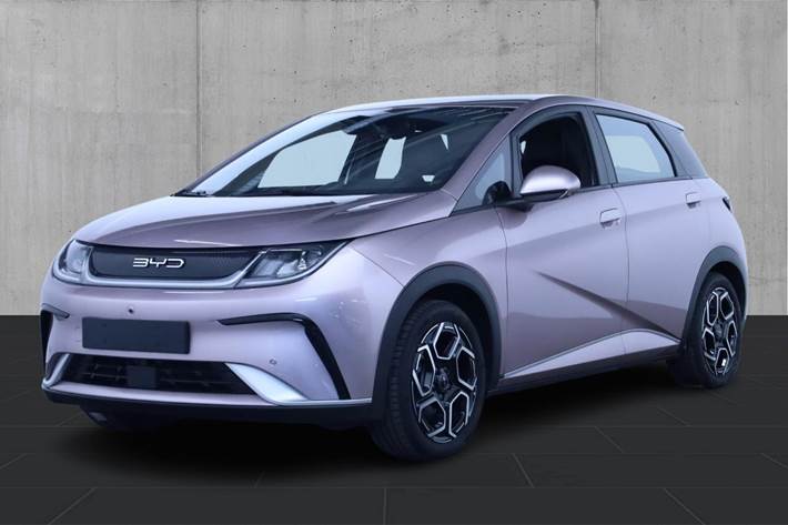 Rød BYD Dolphin fra 2024