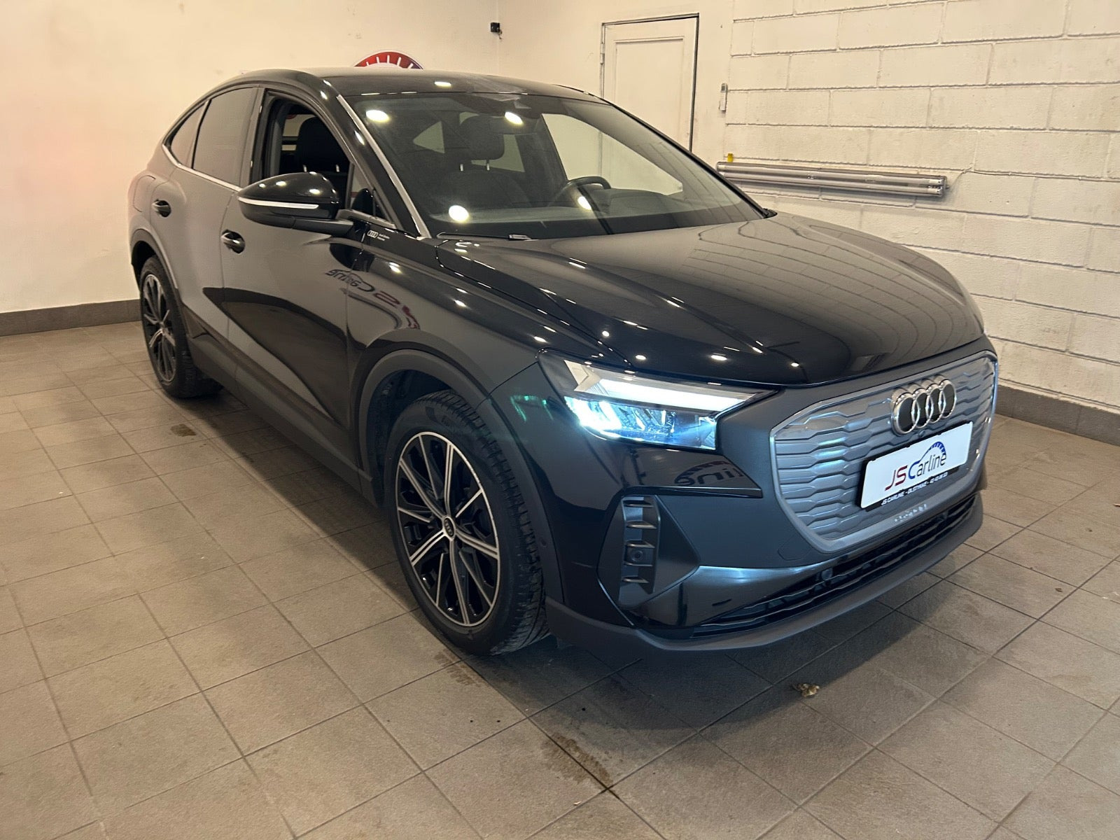 Sort Audi Q4 e-tron fra 2023