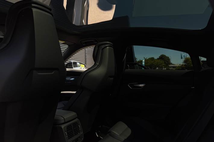 Grå Audi e-tron GT fra 2022