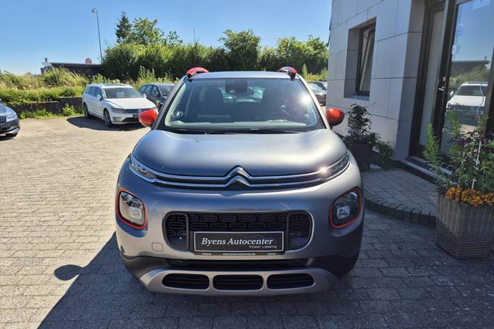 Grå Citroën C3 Aircross fra 2018