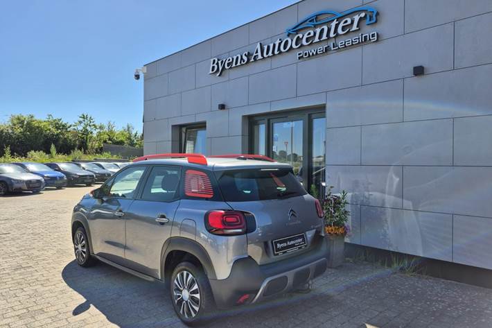 Grå Citroën C3 Aircross fra 2018