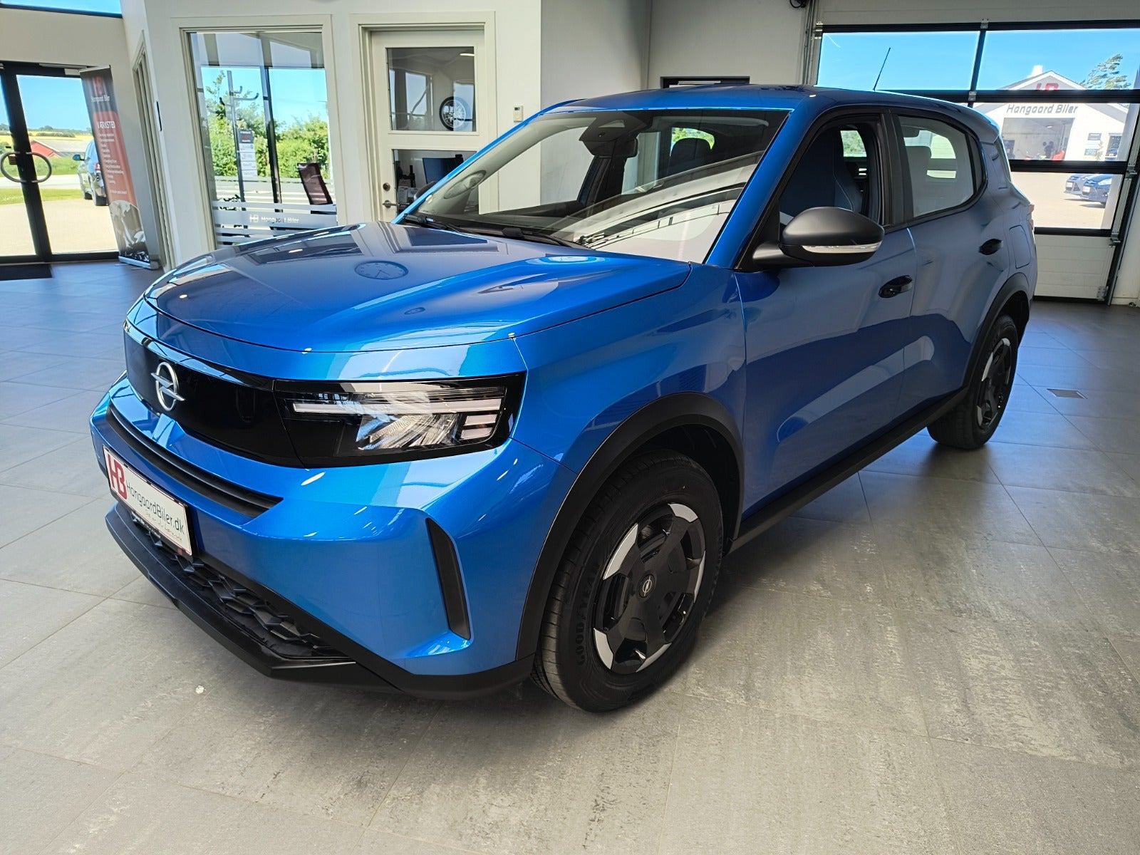 Blå Opel Frontera fra 2025