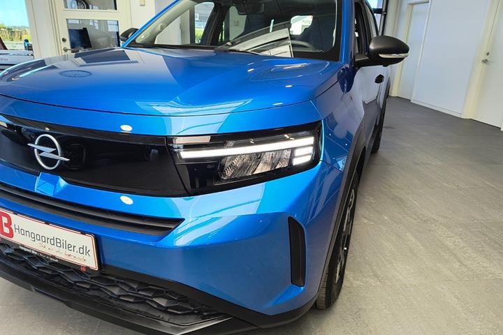 Blå Opel Frontera fra 2025