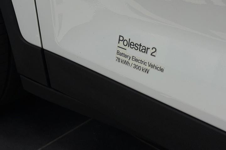 Hvid Polestar 2 fra 2022