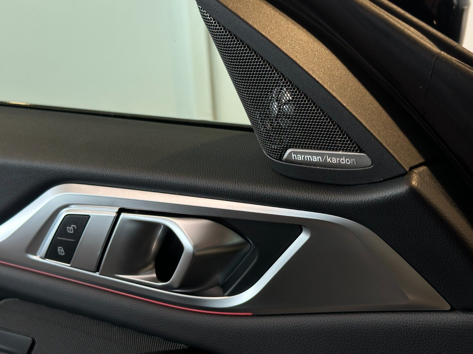 Sort BMW i4 fra 2023