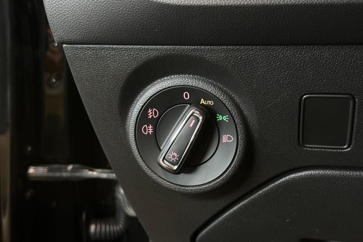 Sort Seat Leon fra 2019