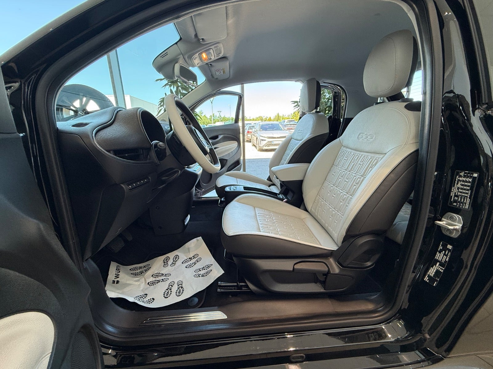 Sort Fiat 500e fra 2023