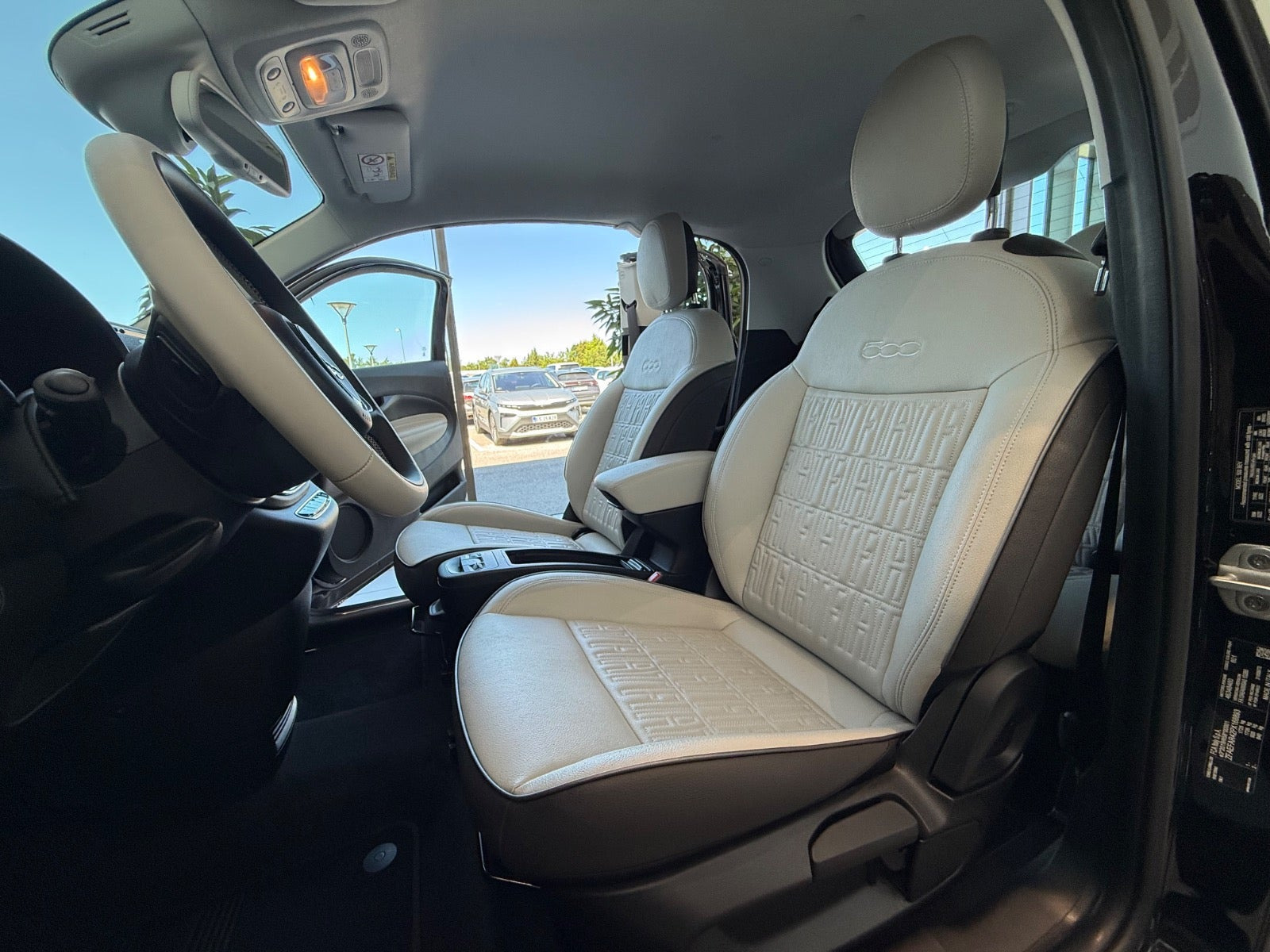 Sort Fiat 500e fra 2023