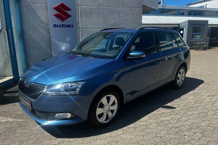 Blå Skoda Fabia fra 2020