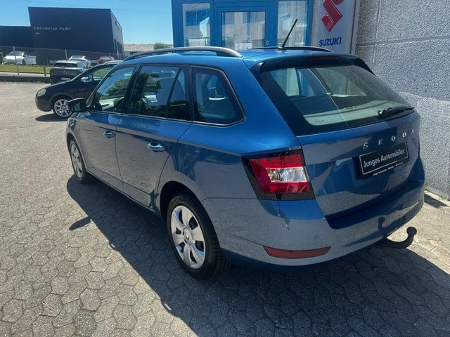 Blå Skoda Fabia fra 2020