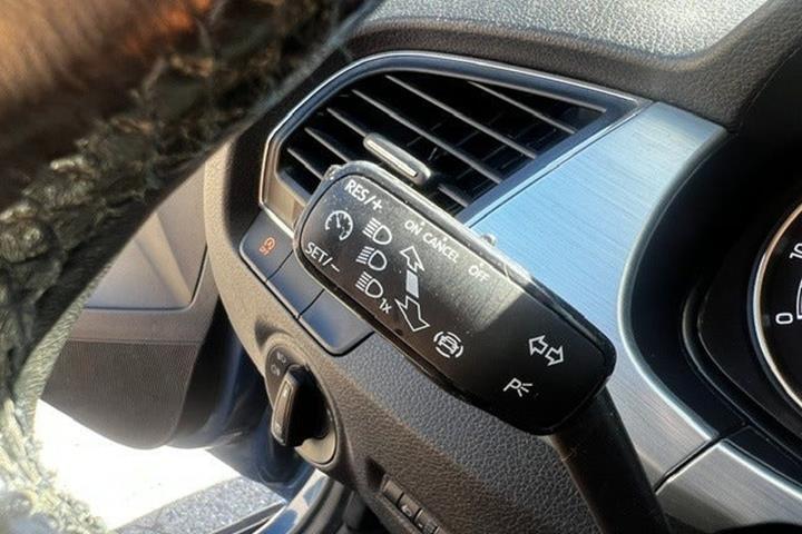 Blå Skoda Fabia fra 2020