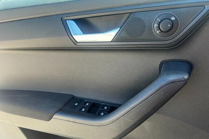 Blå Skoda Fabia fra 2020