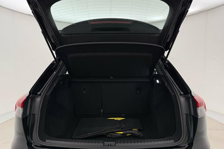 Sort Audi Q4 fra 2023