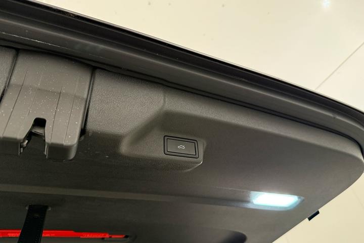 Sort VW ID.Buzz fra 2024