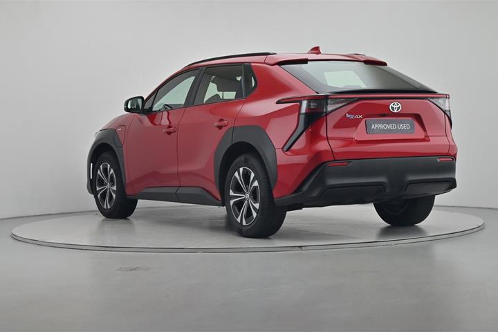 Rød Toyota BZ4X fra 2024