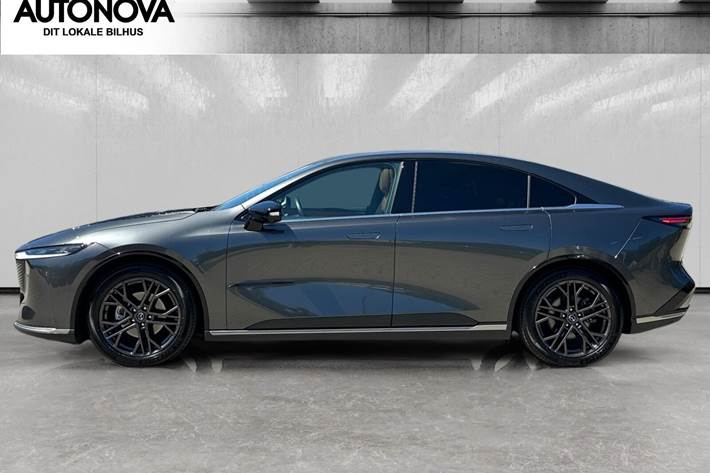 Grå Mazda 6e fra 2025