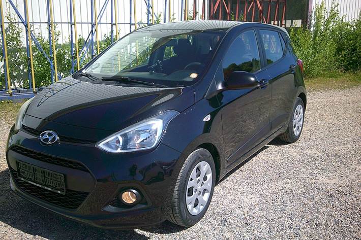 Gul Hyundai i10 fra 2015
