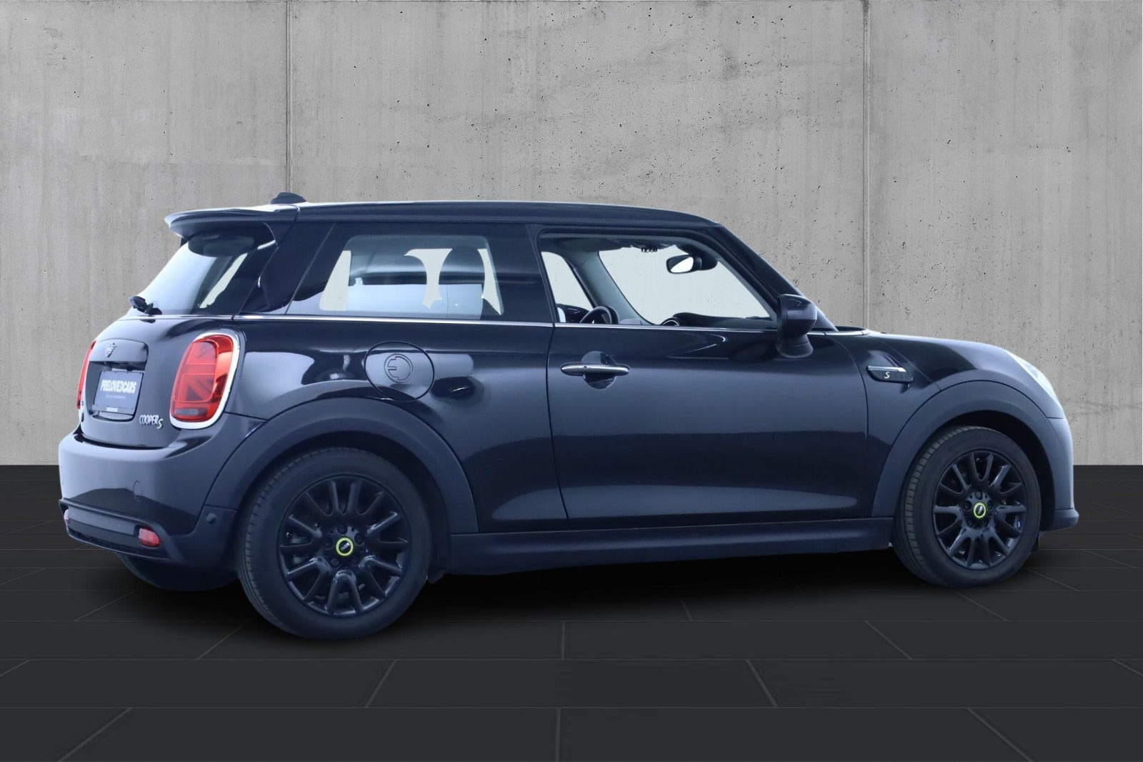 Sort Mini Cooper SE fra 2023