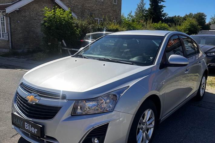 Sølv Chevrolet Cruze fra 2013