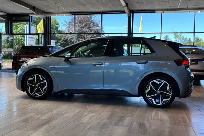 Blå VW ID.3 fra 2023