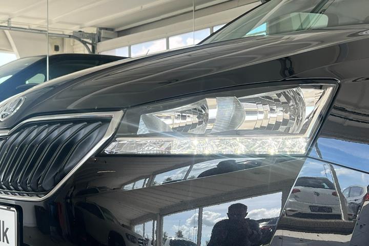 Sort Skoda Fabia fra 2019