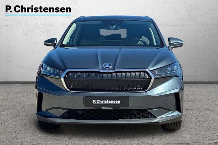 Grå Skoda Enyaq fra 2022