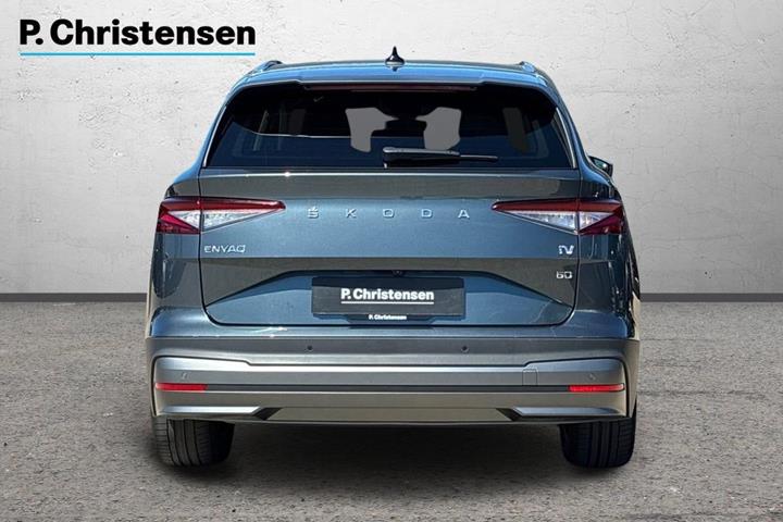 Grå Skoda Enyaq fra 2022